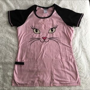 Cat Scrub Top 💓
